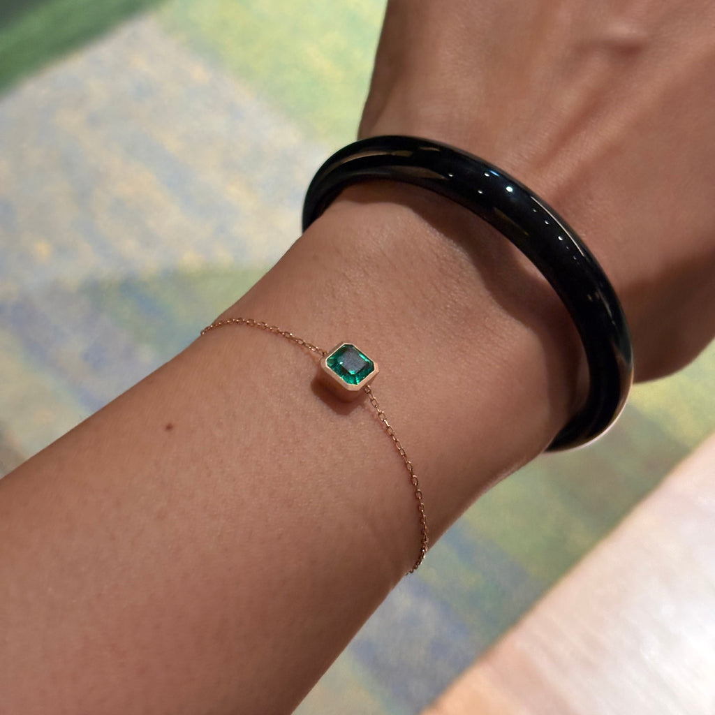 EMERALD BEZEL BRACELET