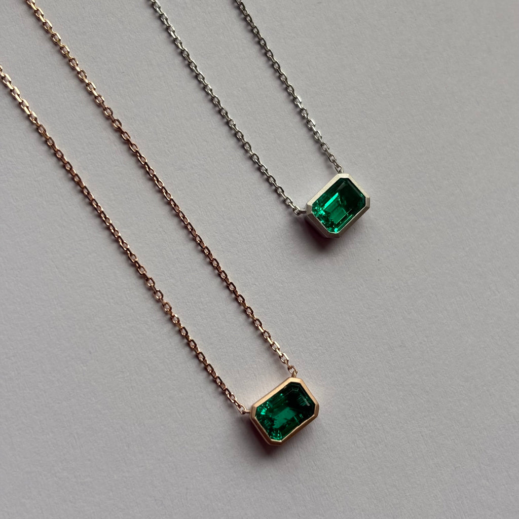 EMERALD BEZEL NECKLACE